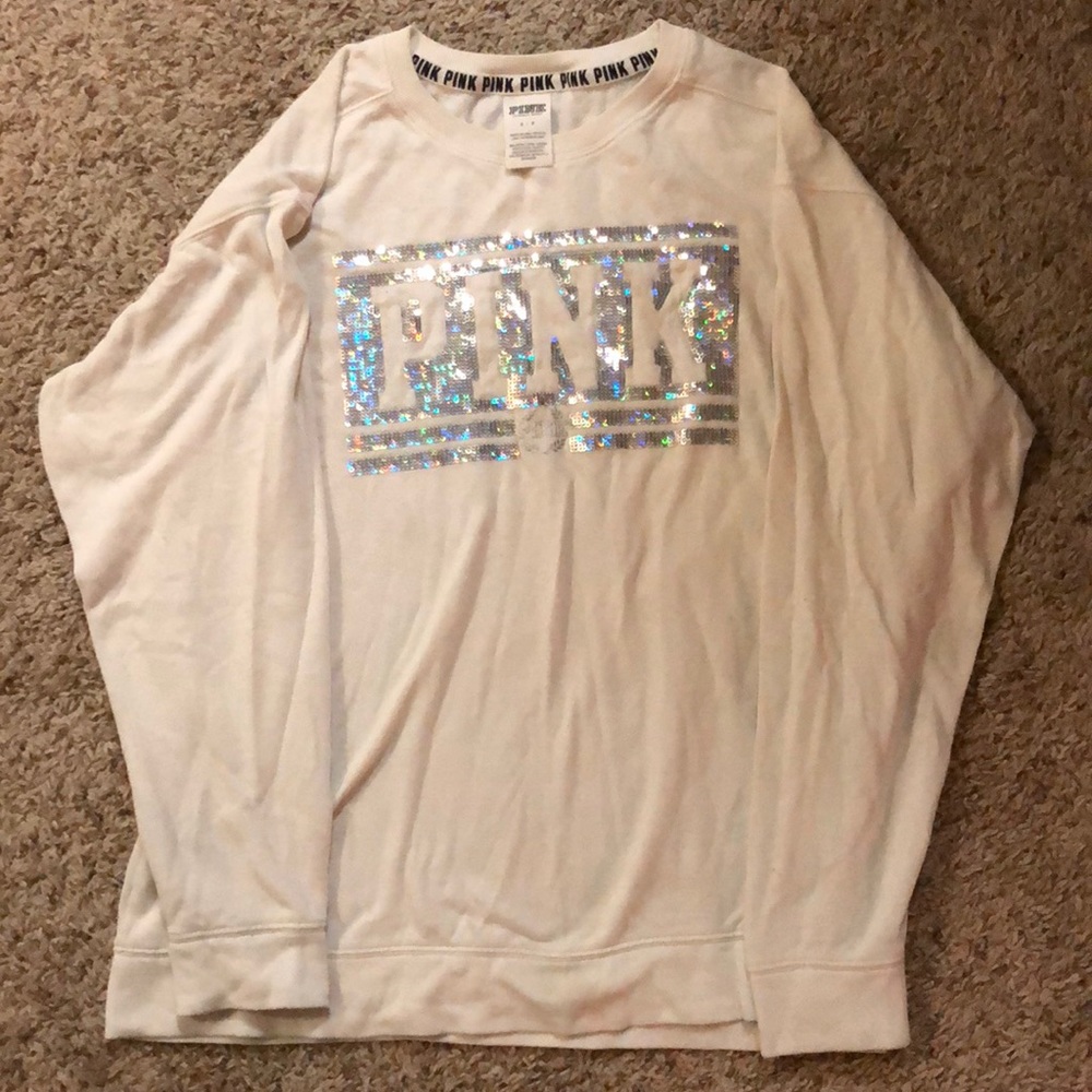 VS Pink pullover